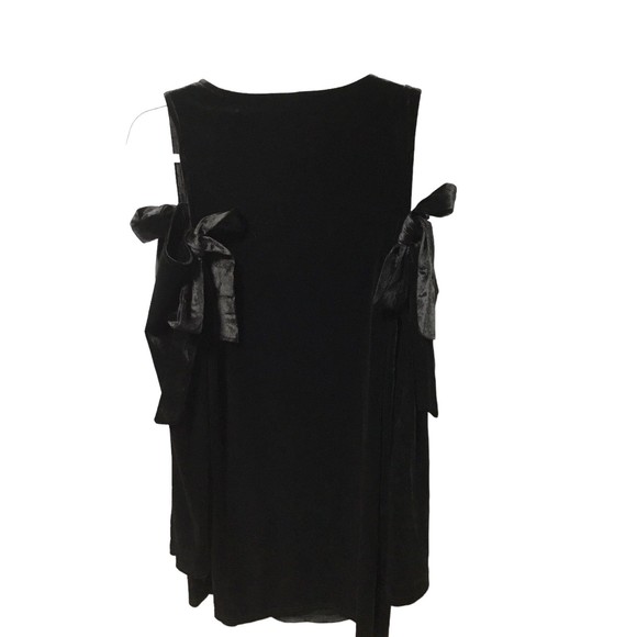 Romeo Juliet Couture Off Shoulder Black Velvet Like Mini Dress Size Small NWT - Picture 1 of 8